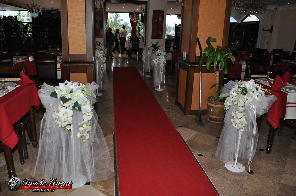 Pasha Palas Hotel İzmit Esterno foto